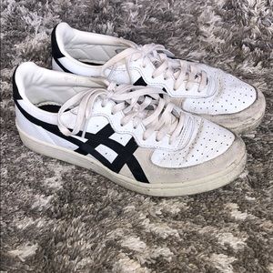 Women’s Shoes